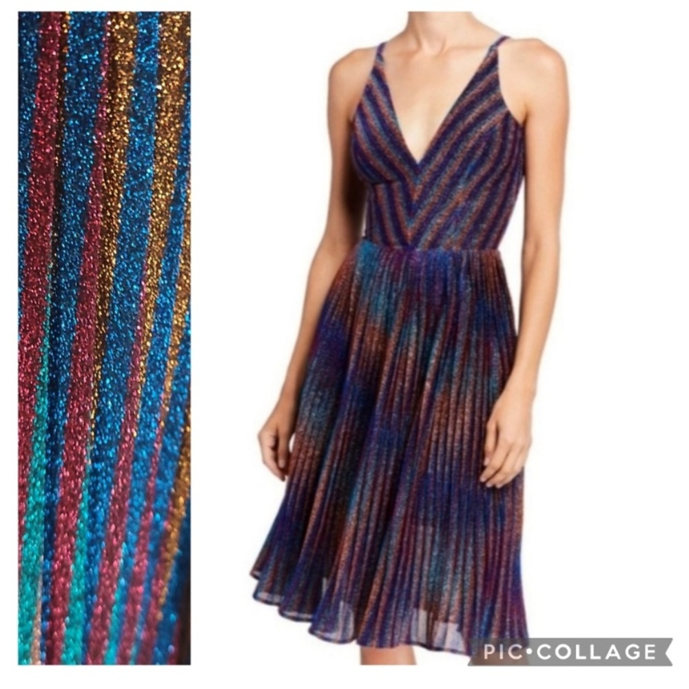 NWT Dress the Population Haley Metallic Fit & Flare Plunging Pleated Dress  XS